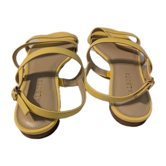 Talbots Women's Keri Multi Strap Flat Sandals Genuine Leather Yellow Sz 8 *READ* - Picture 7 of 12